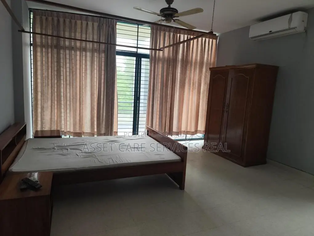 Baridhara Diplomatic Zone 3-Bed Fully Furnished Apartment for Rent
