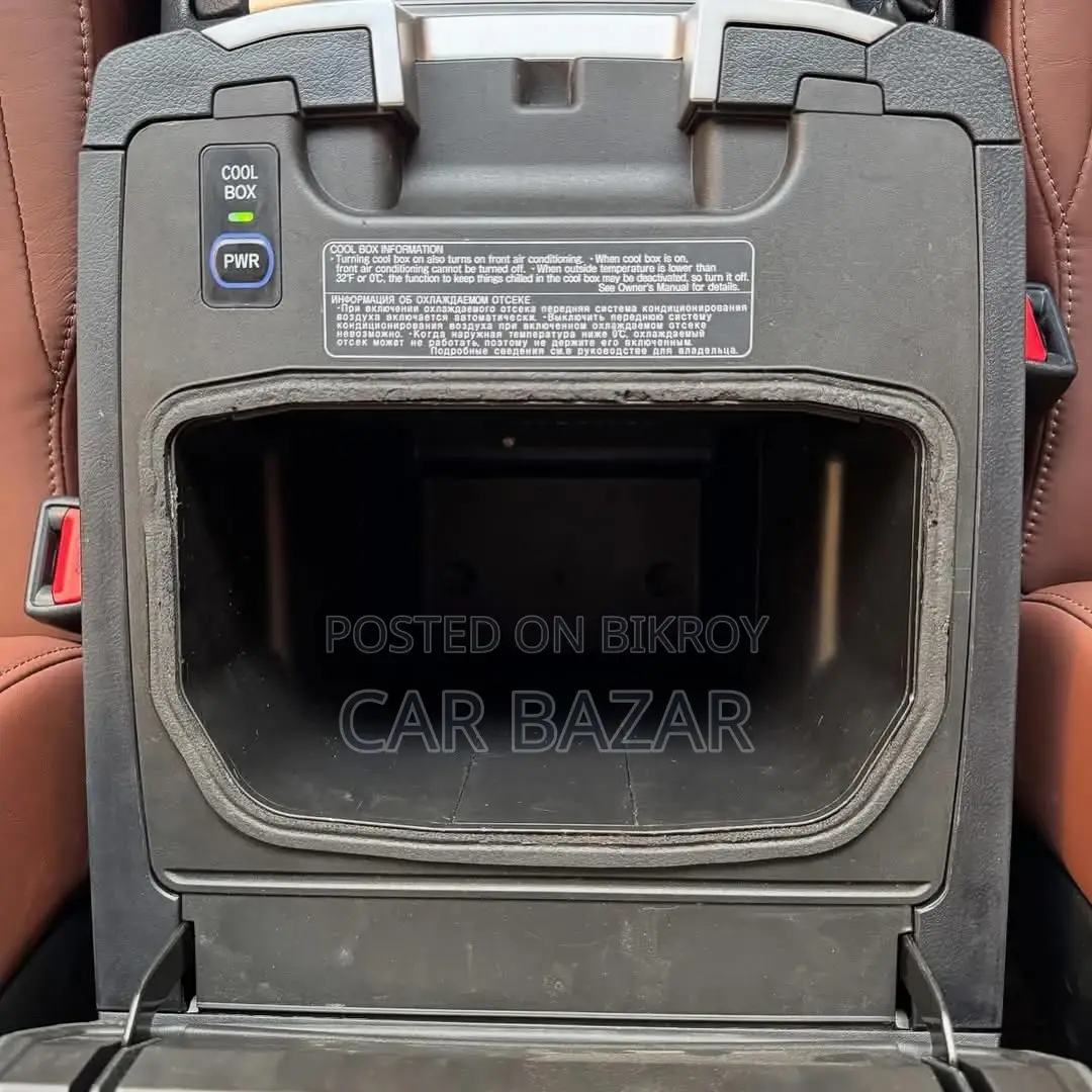 Toyota Land Cruiser V8 ZX PETROL 4.6L 2020