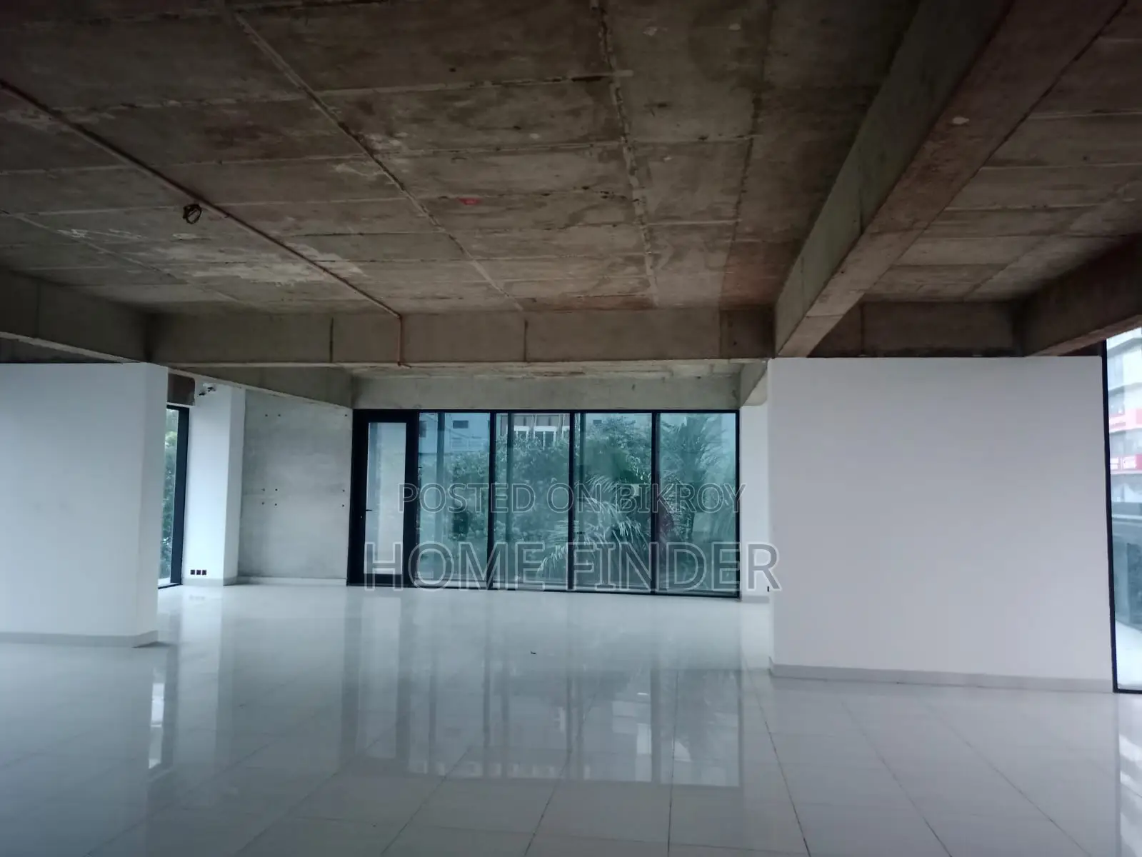 1500 SQFT COMMERCIAL NEW SPACE RENT GULSHAN 2