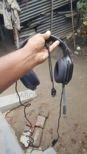 Headphone brought from Saudi Arabia