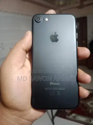 Apple iPhone 7 (Used)