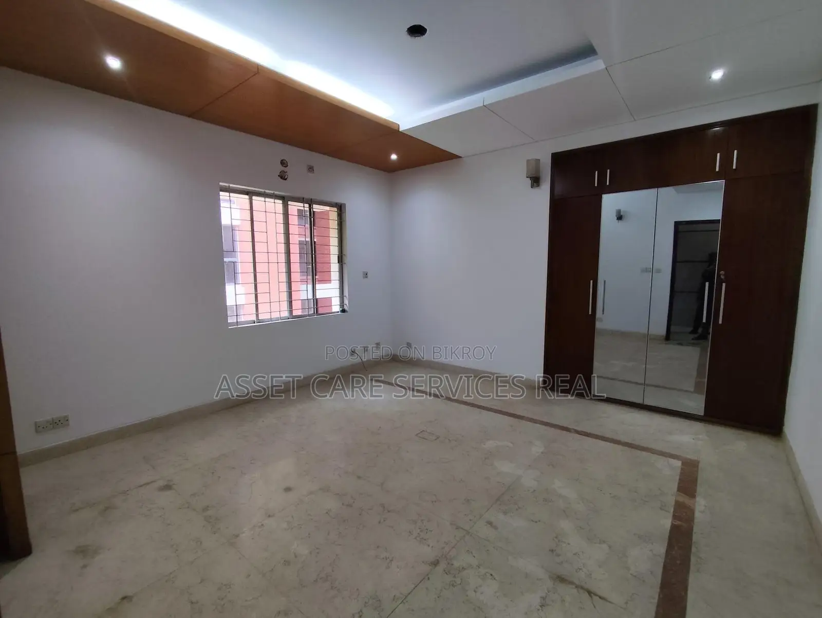 Luxury 4-Bedroom Unfurnished Apartment for Rent in Gulshan-2