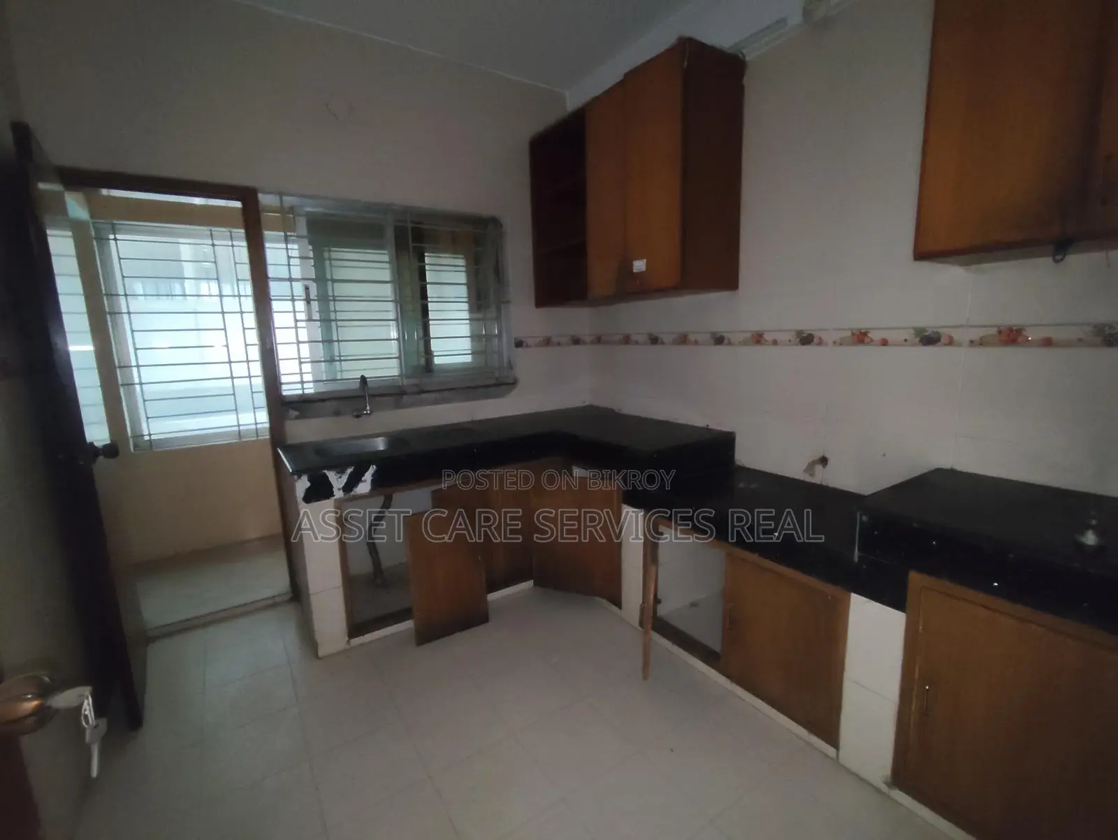 4200-Sqft Office Space Rent In Gulshan-1/2 Middle