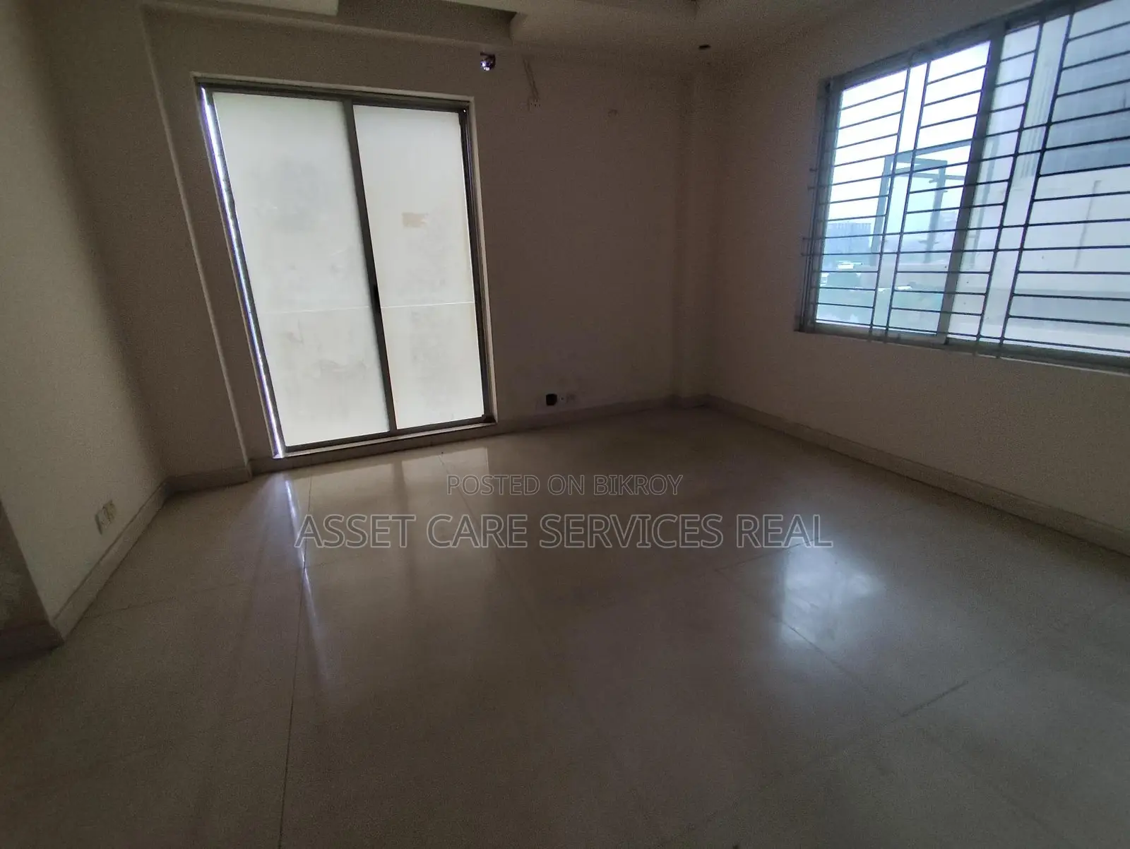4200-Sqft Office Space Rent In Gulshan-1/2 Middle