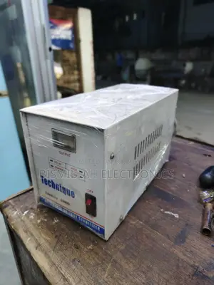 Voltage stabilizer 1000 VA