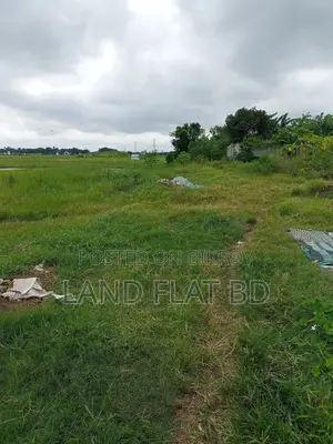 সম্পূর্ণ কোলাহলমুক্ত প্রাকৃতিক পরিবেশ @ ৩ কাঠা জমি বিক্রি হইবে