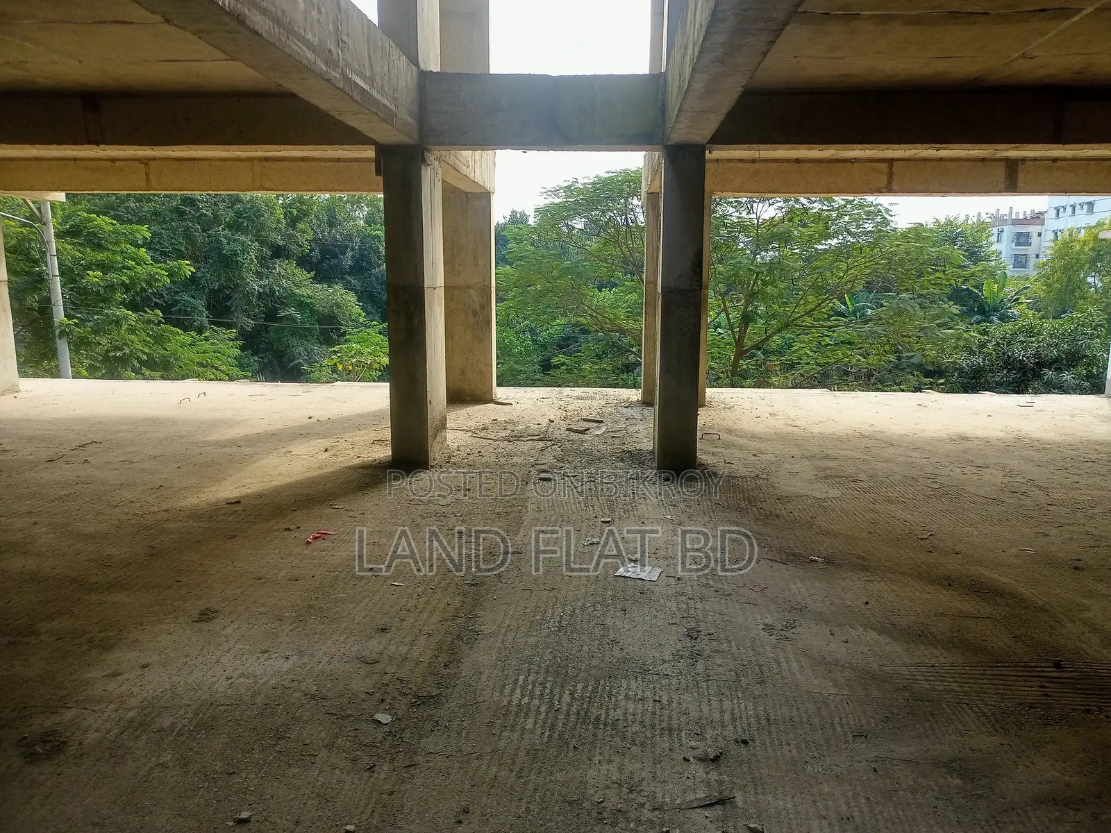 চতুর্থ ও পঞ্চম তালা আটি বাজার @1380 বর্গফুট ফ্ল্যাট বিক্রি