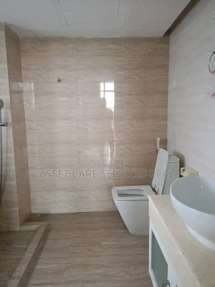 নর্থ গুলশানে জিম ও সুইমিং সুবিধাসহ ফার্নিশড অ্যাপার্টমেন্ট ভাড়া