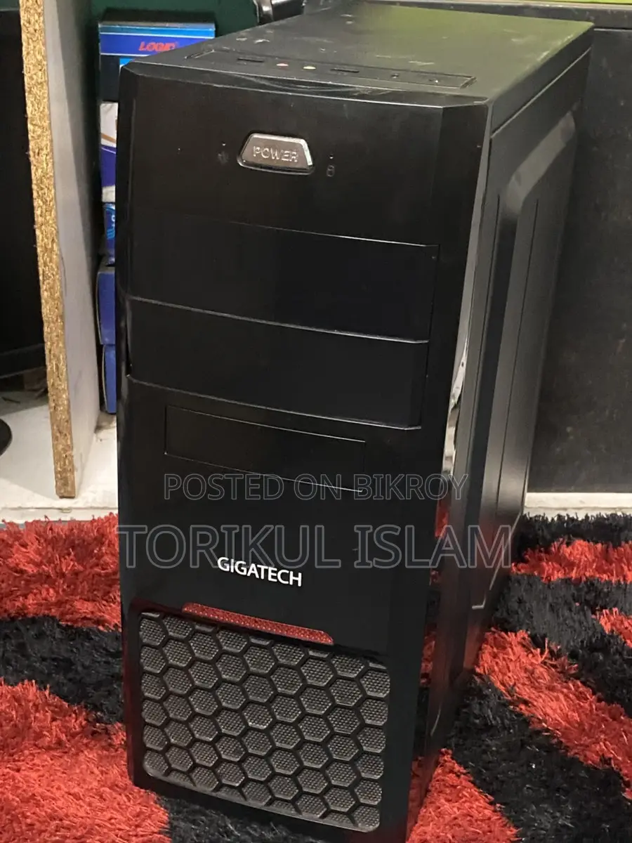Core I5 Desktop CPU/4 GB RAM/500 HDD