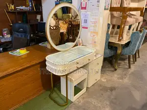 Round Dressing Table DR49F
