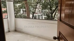 গুলশান-২ এ ৪ বেডরুমের (৩২০০ বর্গফুট) বিলাসবহুল অ্যাপার্টমেন্ট ভাড়া