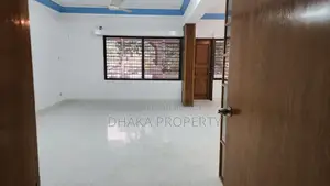 4 Bedrooms (3200sqft) Luxurious Apartment Rent in Gulshan -2
