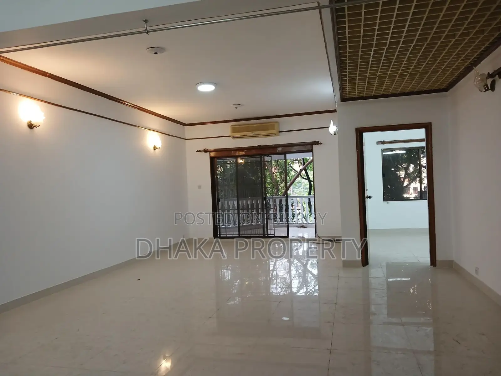 4Bed 3200SqFt. Nice Apartment Rent at Gulshan Diplomatic Zone