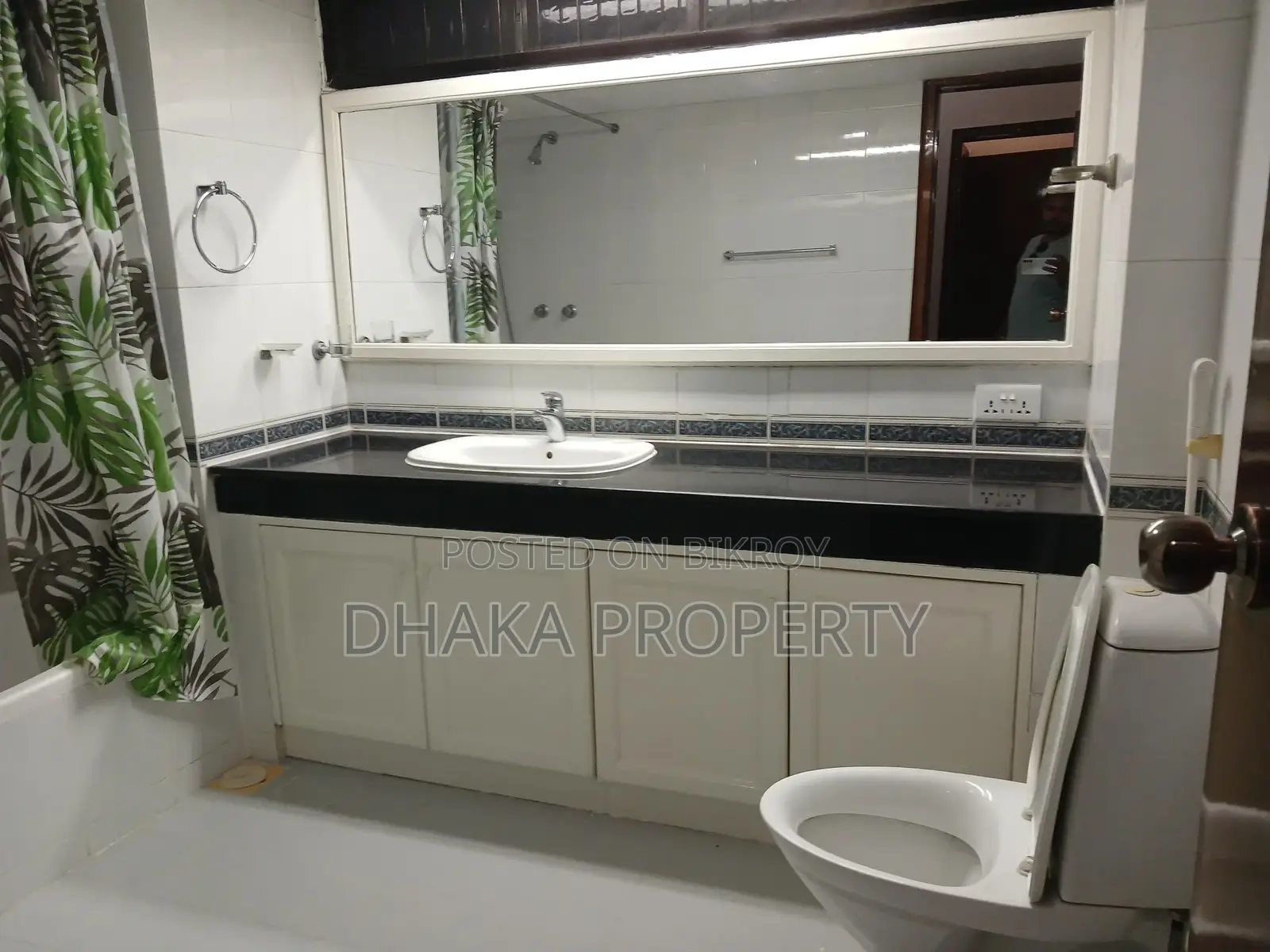 বারিধারা ডিপ্লোম্যাটিক জোনে ৩ বেডরুমের চমৎকার অ্যাপার্টমেন্ট ভাড়া