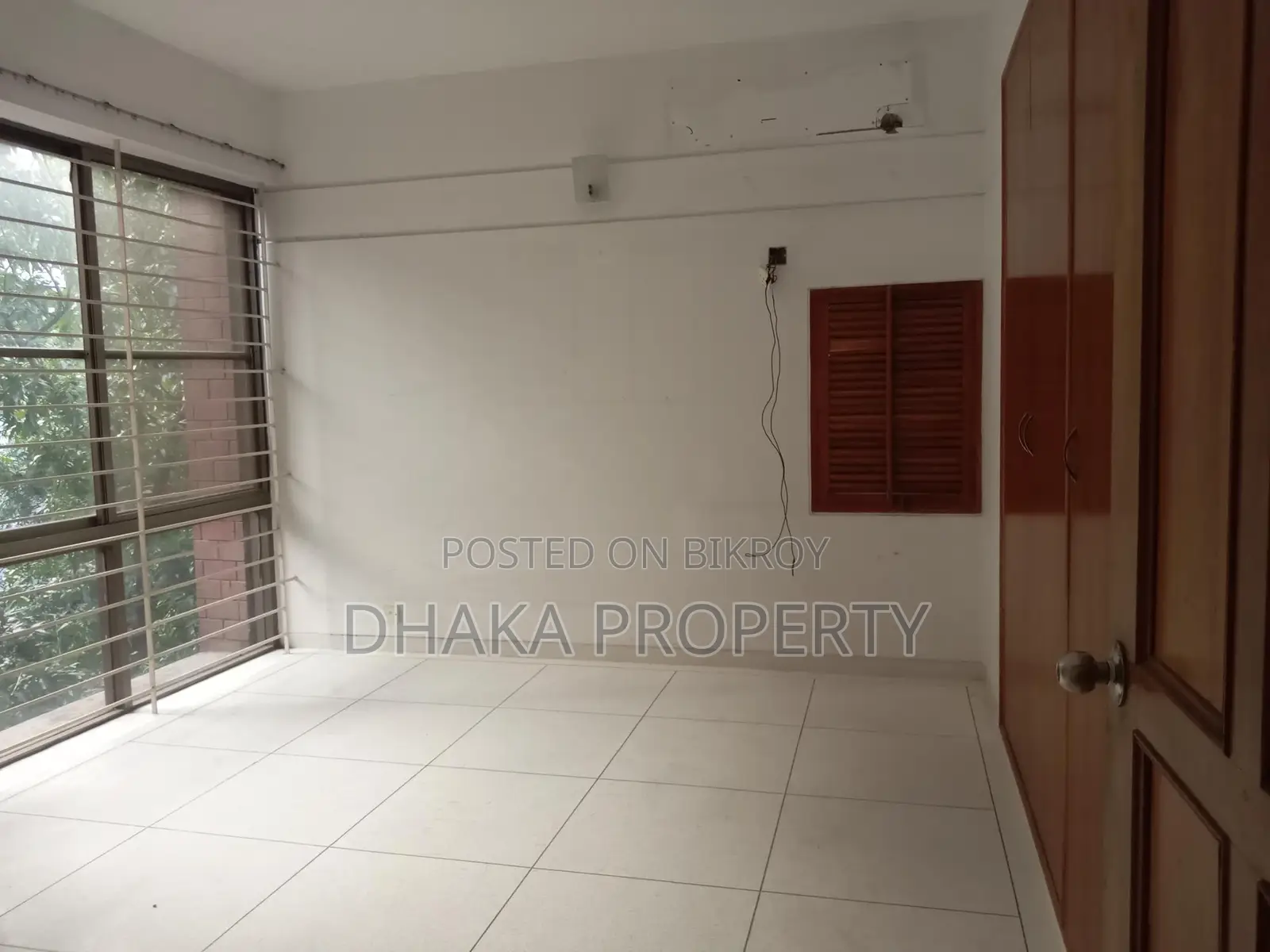 Lake View 2350sqft Un Furnished 3 Bedrooms Apartment Rent in Gulshan
