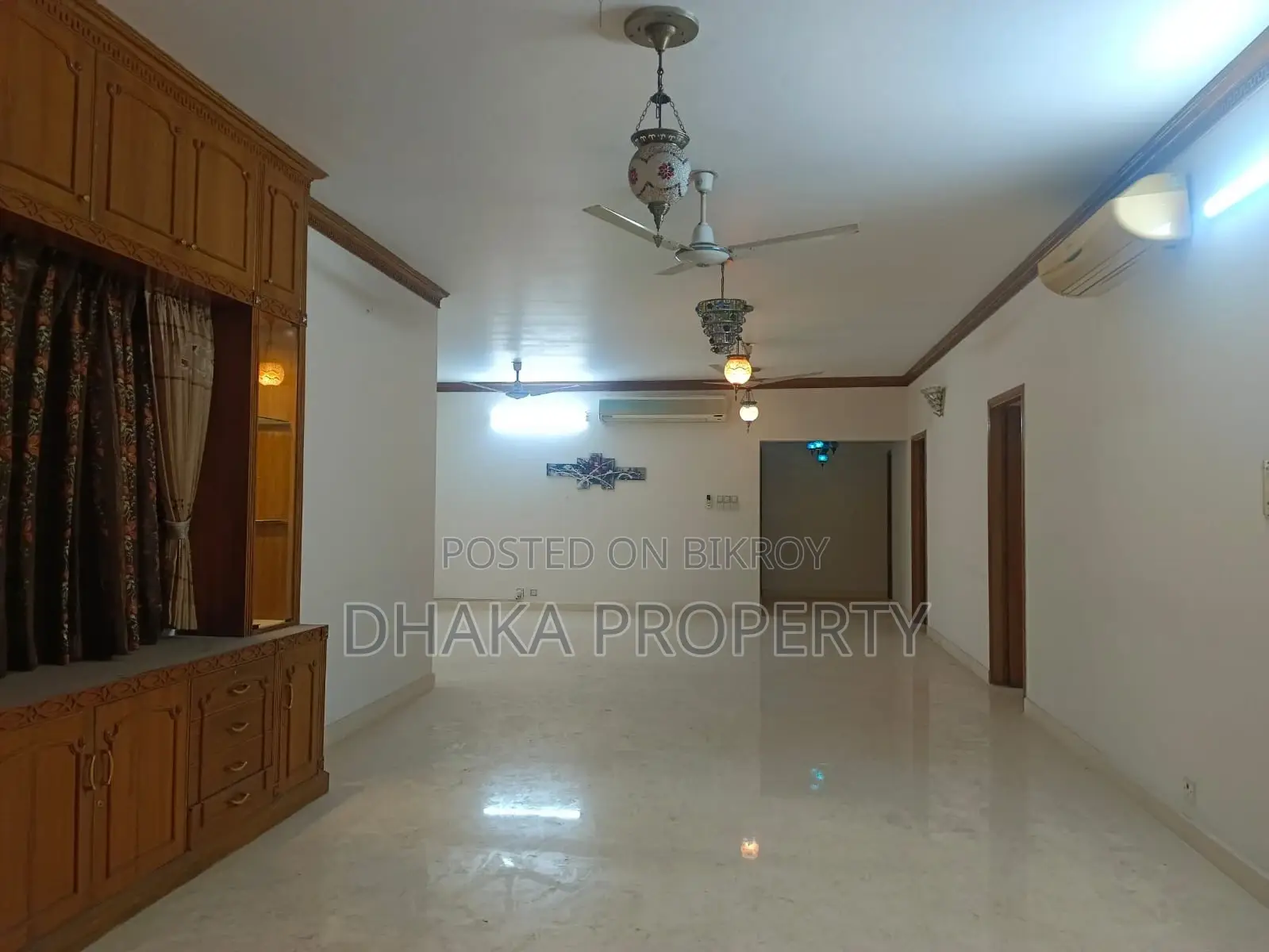 4-Bedrooms 3000-Sqft Nice Apartment Rent in Gulshan