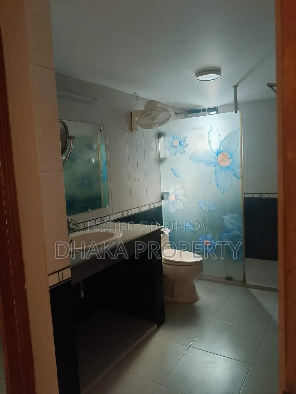 4-Bedrooms 3000-Sqft Nice Apartment Rent in Gulshan