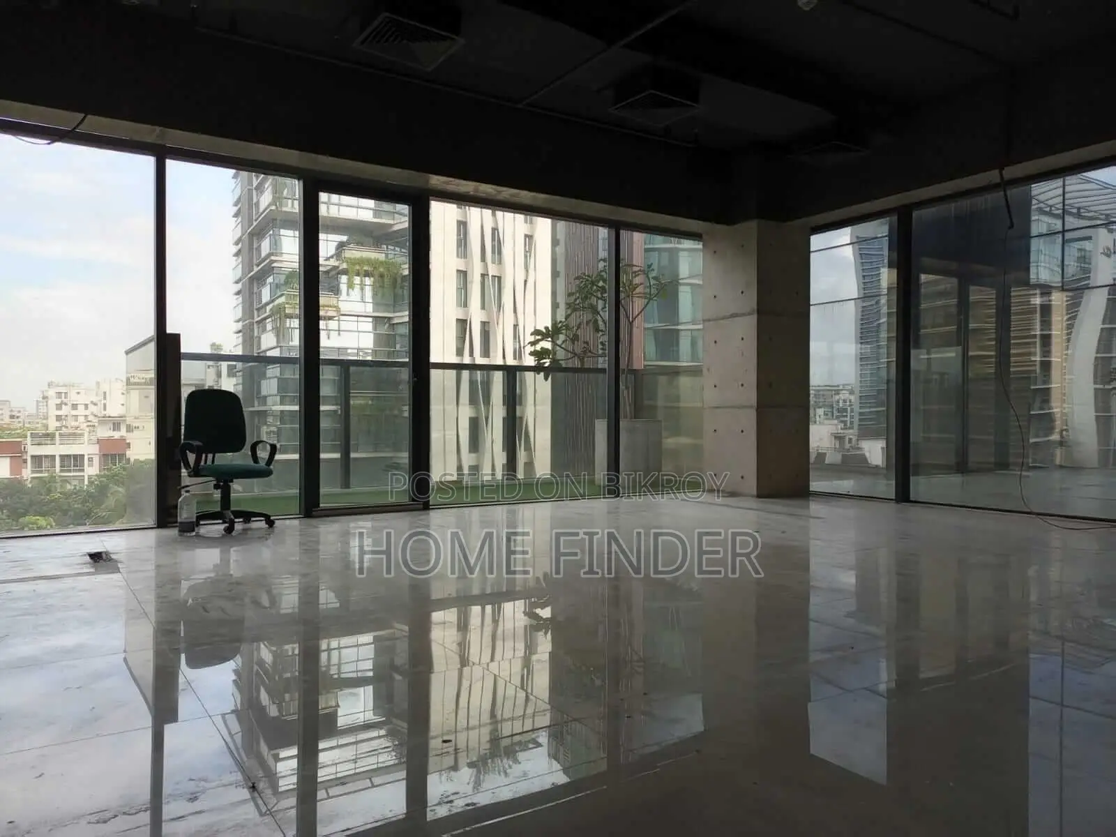 2500 Sq Ft Commercial Open Space For Rent Gulshan Avenue