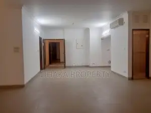 2600-SqftvSemi Furnished Good Quality Apartment Rent in Gulshan