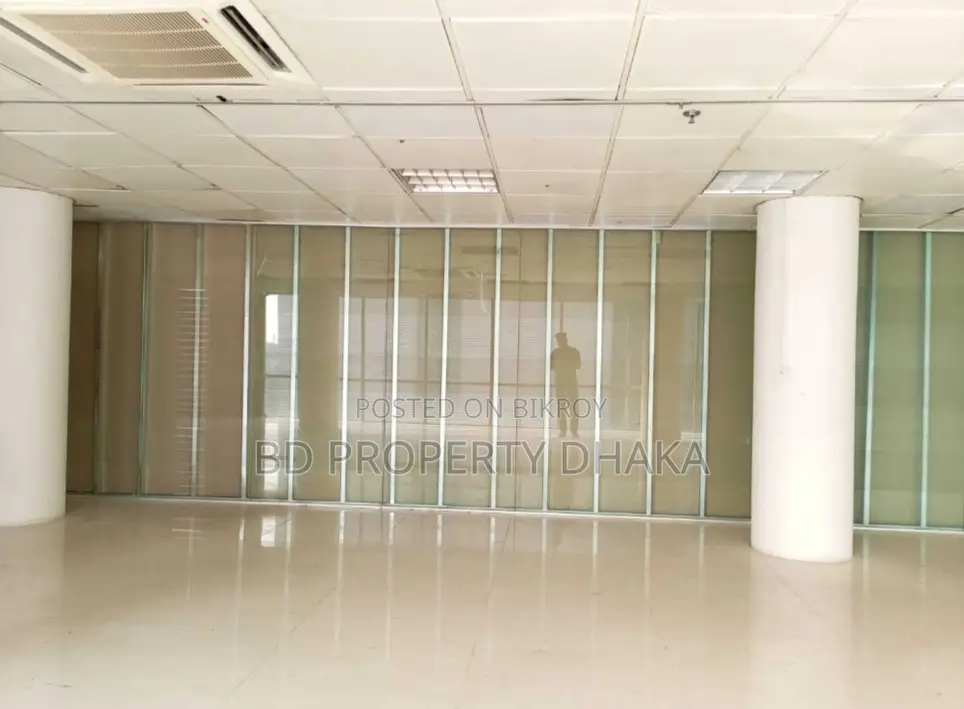 8000 Sqft Open Commercial Space Rent In Gulshan Avenue
