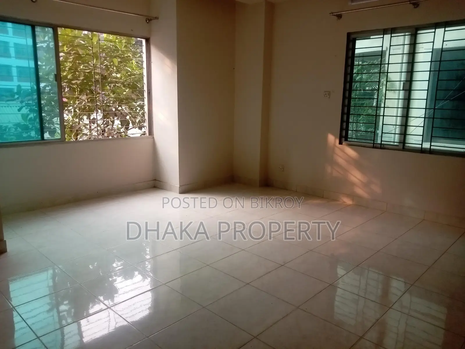 2000Sqft Exclusive Un- Furnish Flat Rent in Gulshan