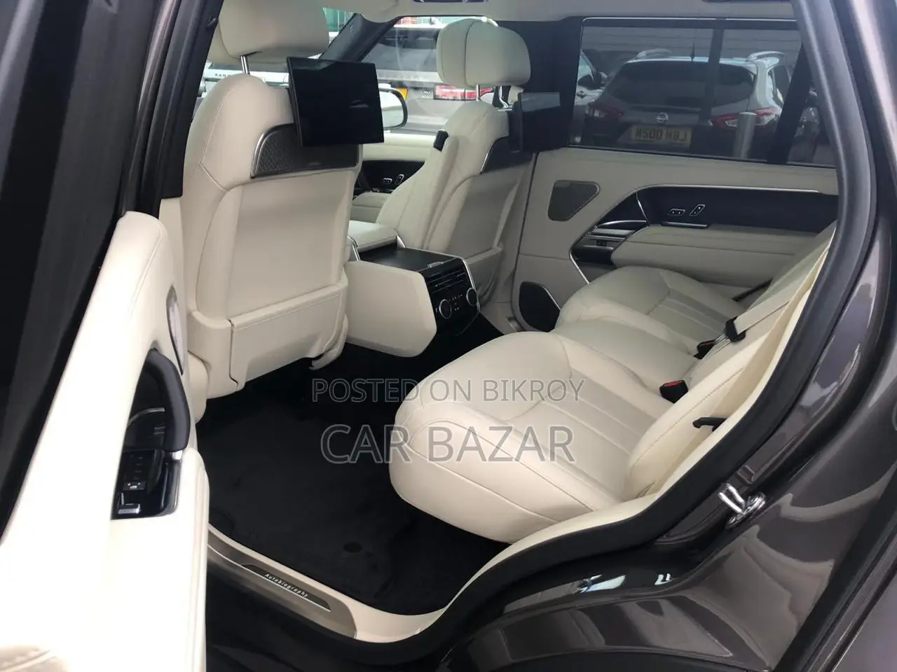 Range Rover Vogue 3.0L PHEV Ingenium 2025