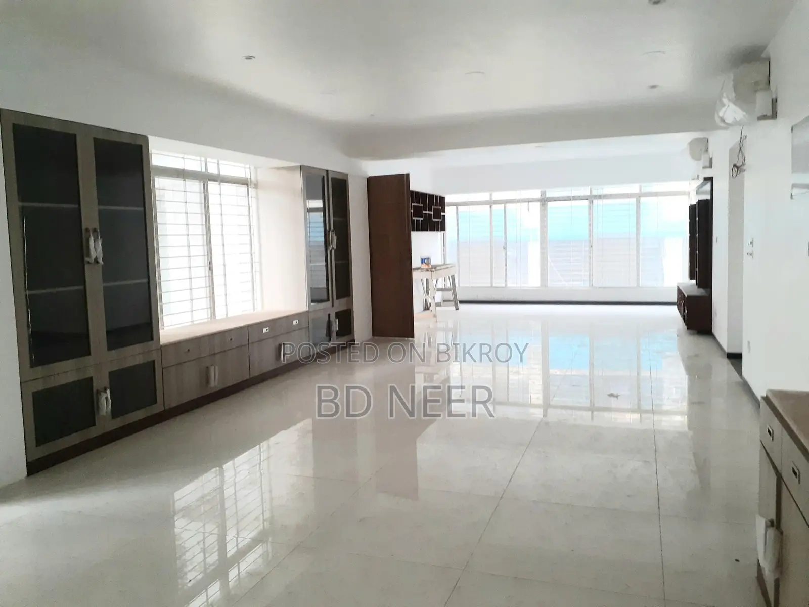New Semi-Furnished 4-Bedroom Flat Rent in Gulshan-2