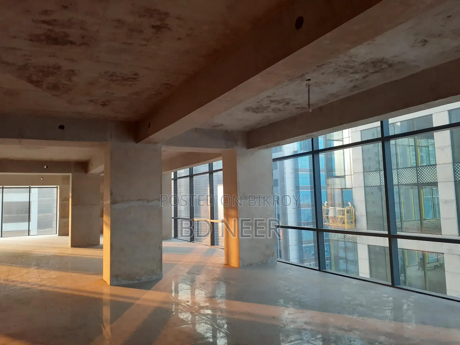 Commercial 4000 Sqft Office For Rent in Gulshan
