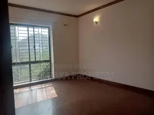 Semi Furnished 3800-sqft Gorgeous Apartment Rent in Gulshan North