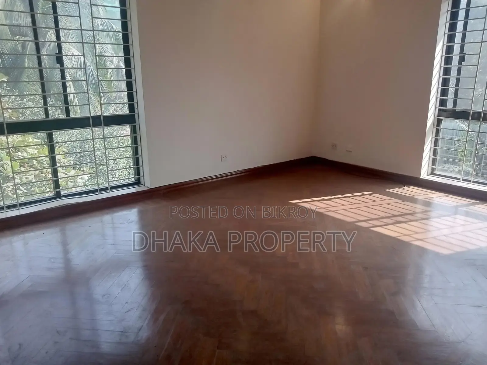Semi Furnished 3800-sqft Gorgeous Apartment Rent in Gulshan North