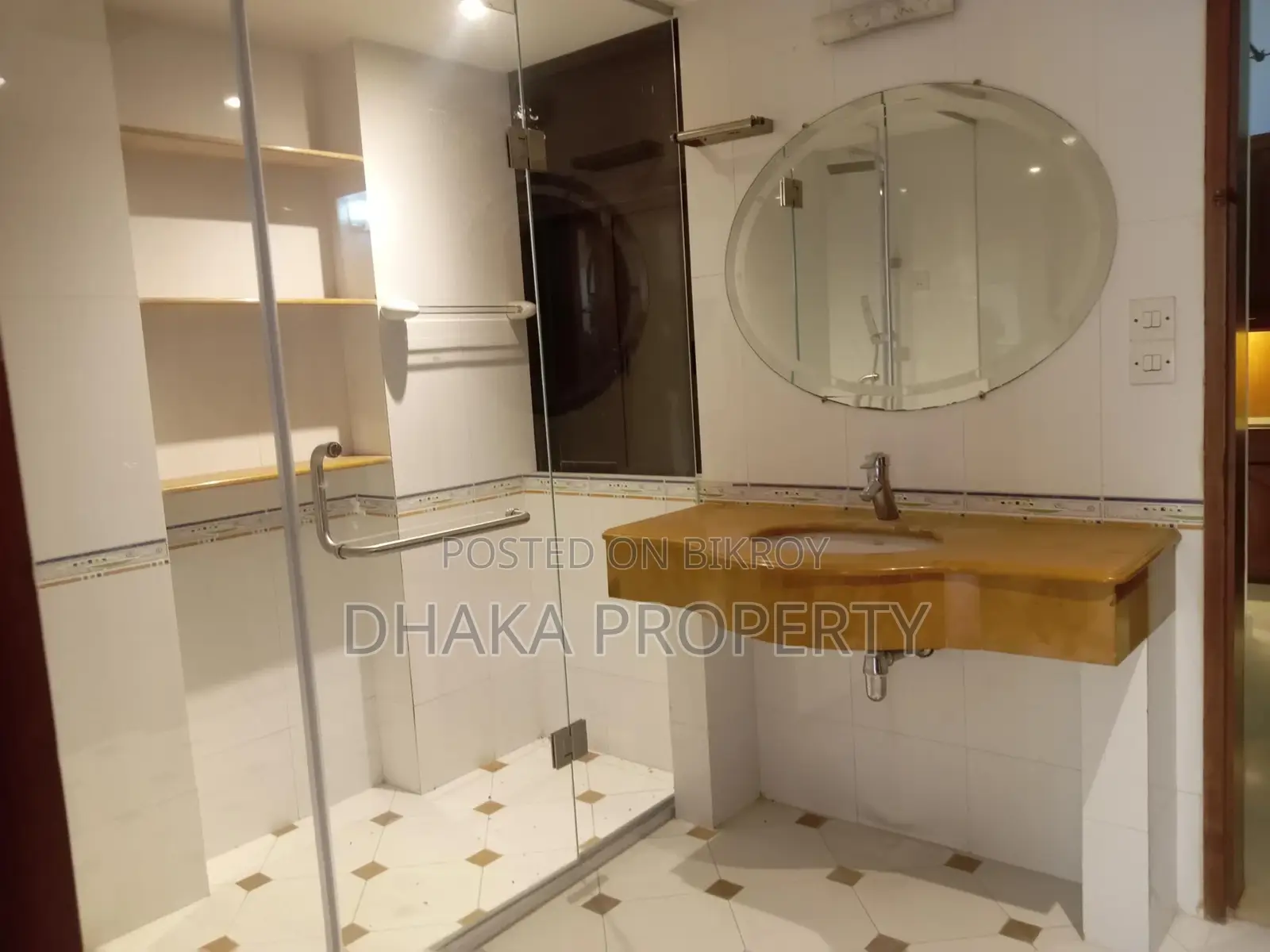 Semi Furnished 3800-sqft Gorgeous Apartment Rent in Gulshan North
