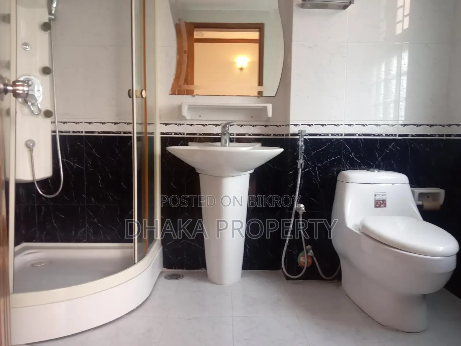 Semi Furnished 3800-sqft Gorgeous Apartment Rent in Gulshan North