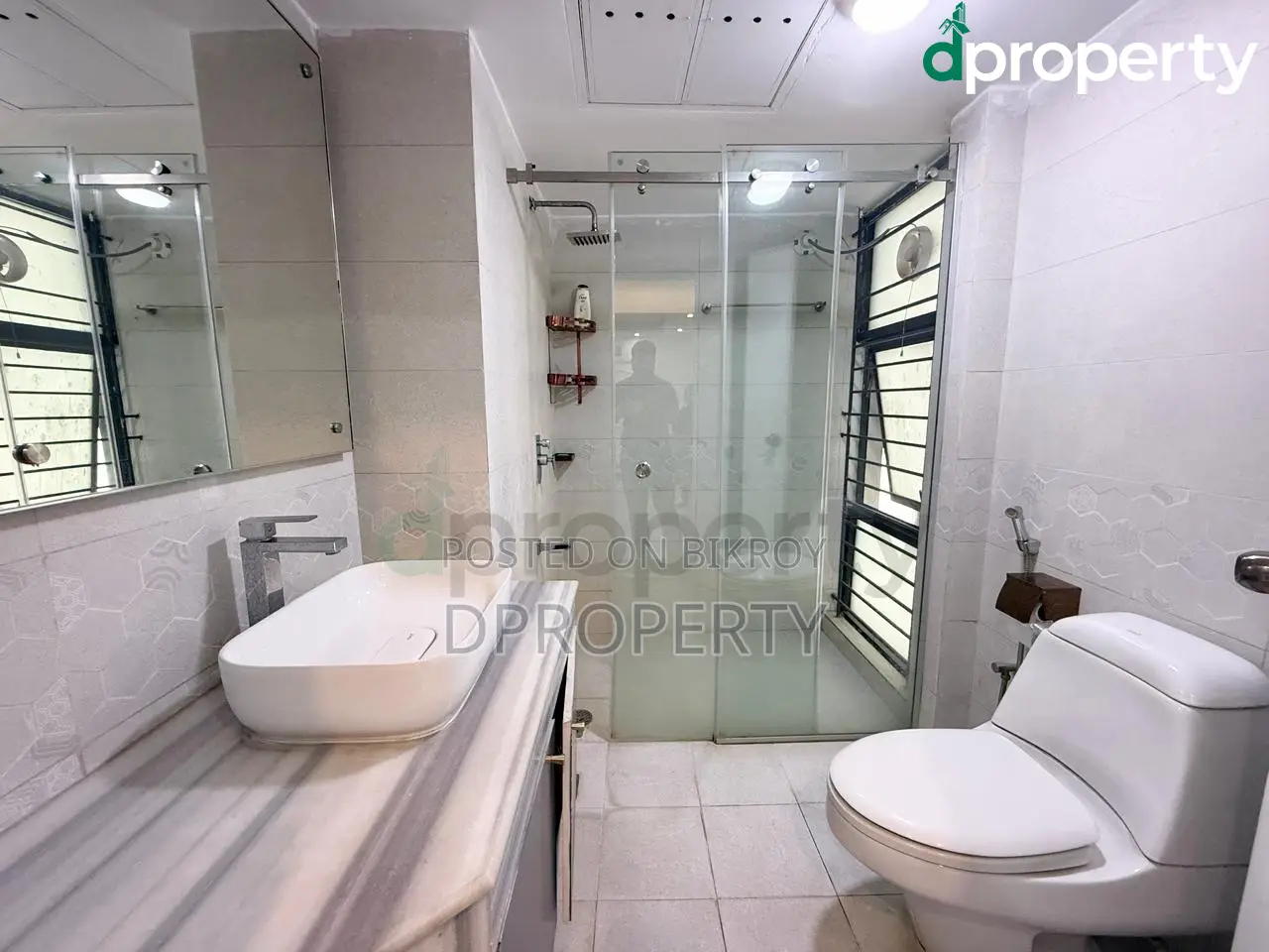 2600 SFT Luxurious Fully Furnished Apartment for Rent on the 6th Floor