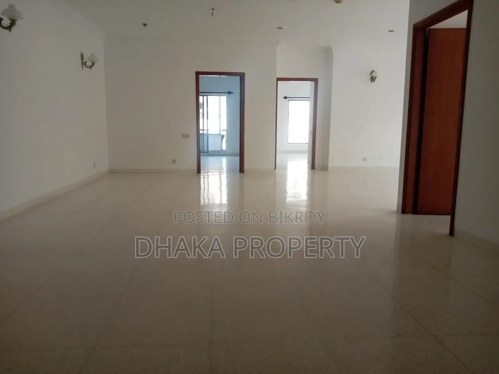 Semi-Furnished Beautiful Apartment Rent in Gulshan