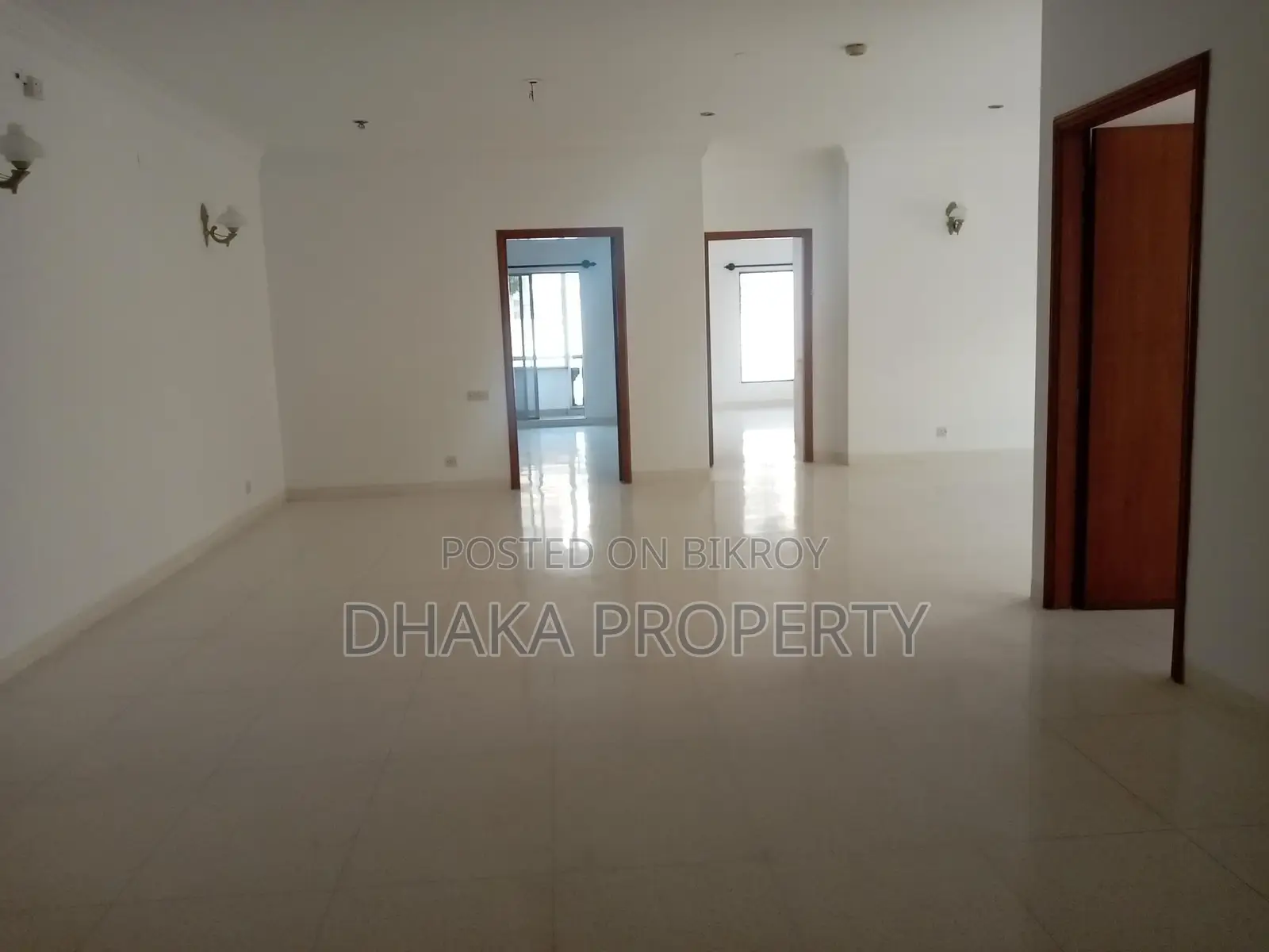 Semi-Furnished Beautiful Apartment Rent in Gulshan