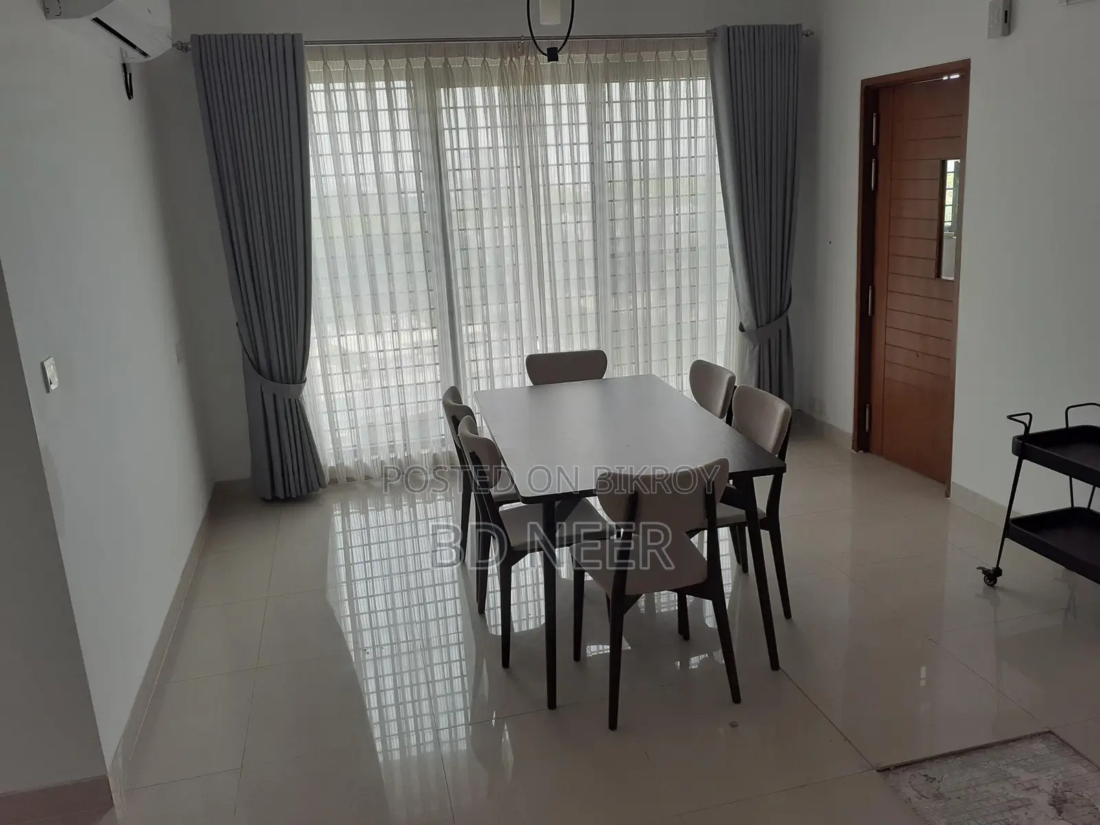 Lake View Gym Pool 4Bed Furnished Flat Rent in Gulshan-2