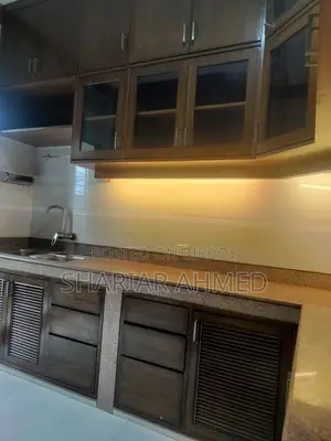 Semi Furnished 4000 Sqft Flat For Rent In GULSHAN