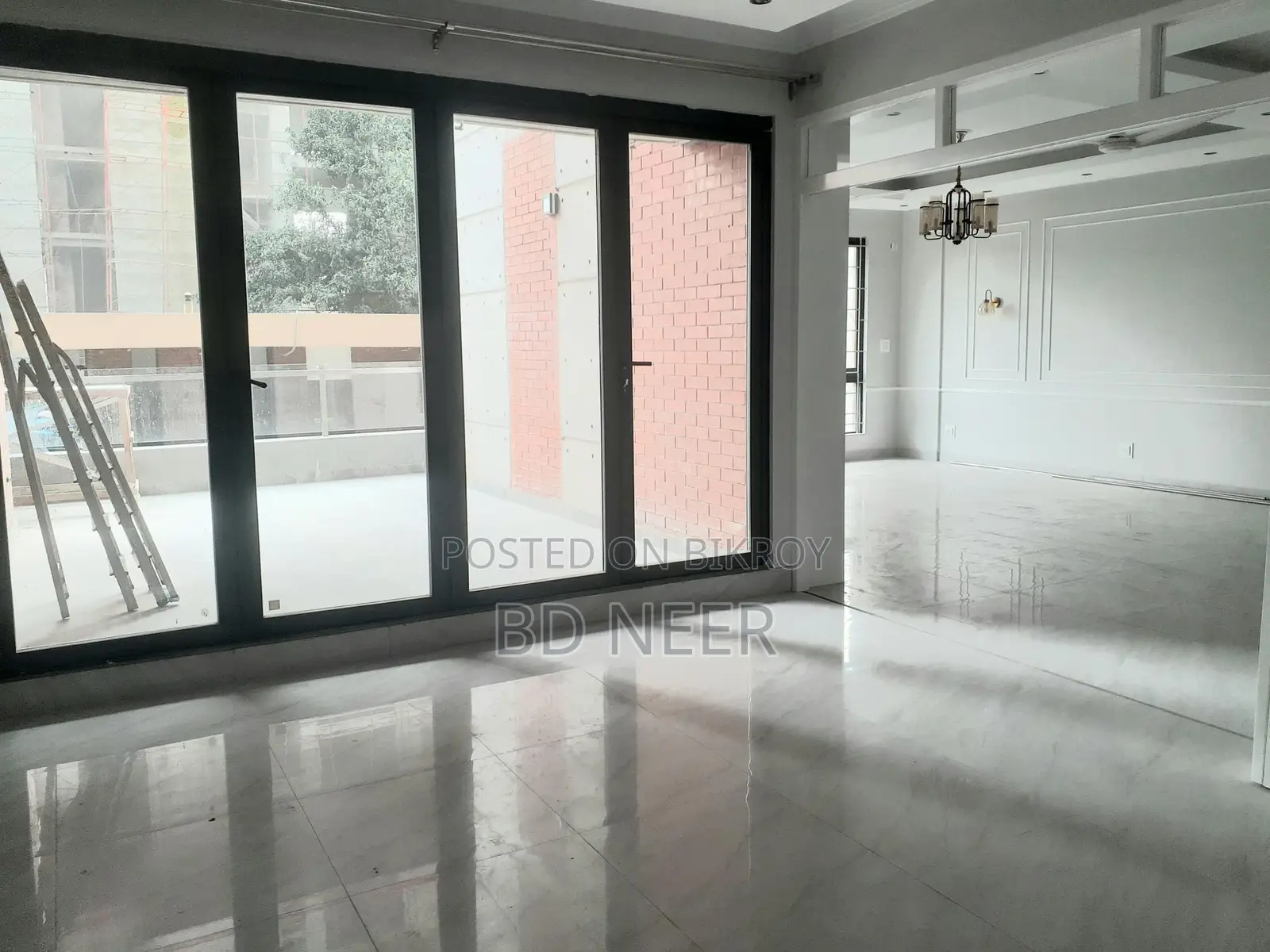 New Semi Furnished 3Bed Flat Rent in Gulshan-2 North