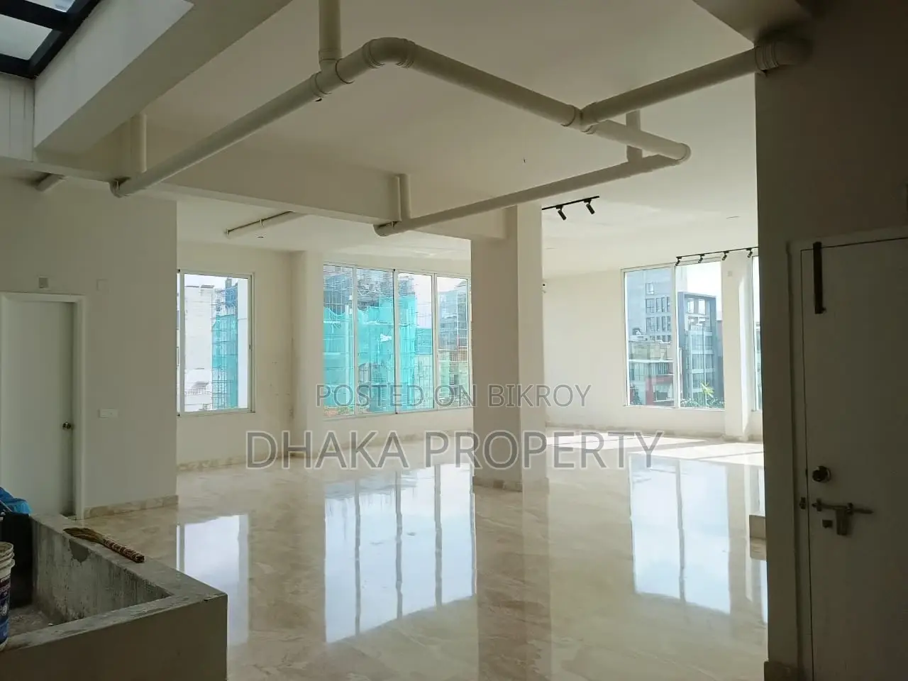 Premium Quality 3800-Sqft Office Space Rent in Gulshan -2 Dhaka 1212