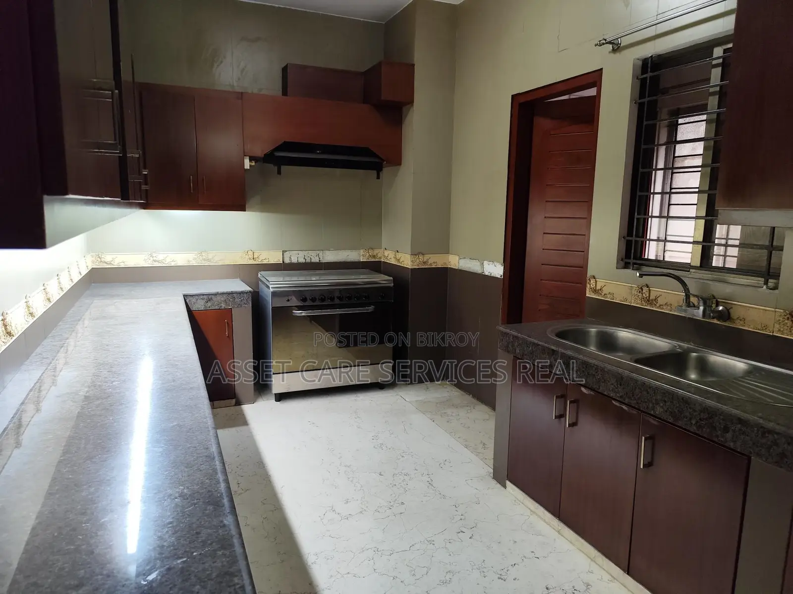 6-Bed 5000-Sqft Duplex Full Furnished Apartment Rent In Banani