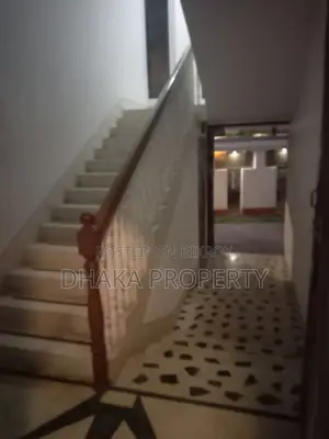 INDEPENDENT HOUSE RENT IN BARIDHARA DIPLOMATIC ZONE
