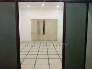 INDEPENDENT HOUSE RENT IN BARIDHARA DIPLOMATIC ZONE