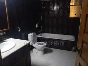 INDEPENDENT HOUSE RENT IN BARIDHARA DIPLOMATIC ZONE