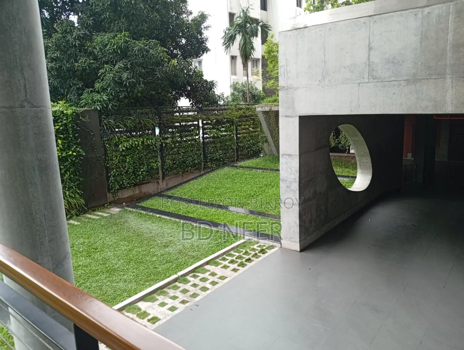 Ultra Mordent Gym Swimming 4 Bed Full Furnished Flat Rent in Gulshan-2