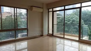 4BED_3200SqFt.2 Parking FLAT RENT AT GULSHAN 2 NORTH