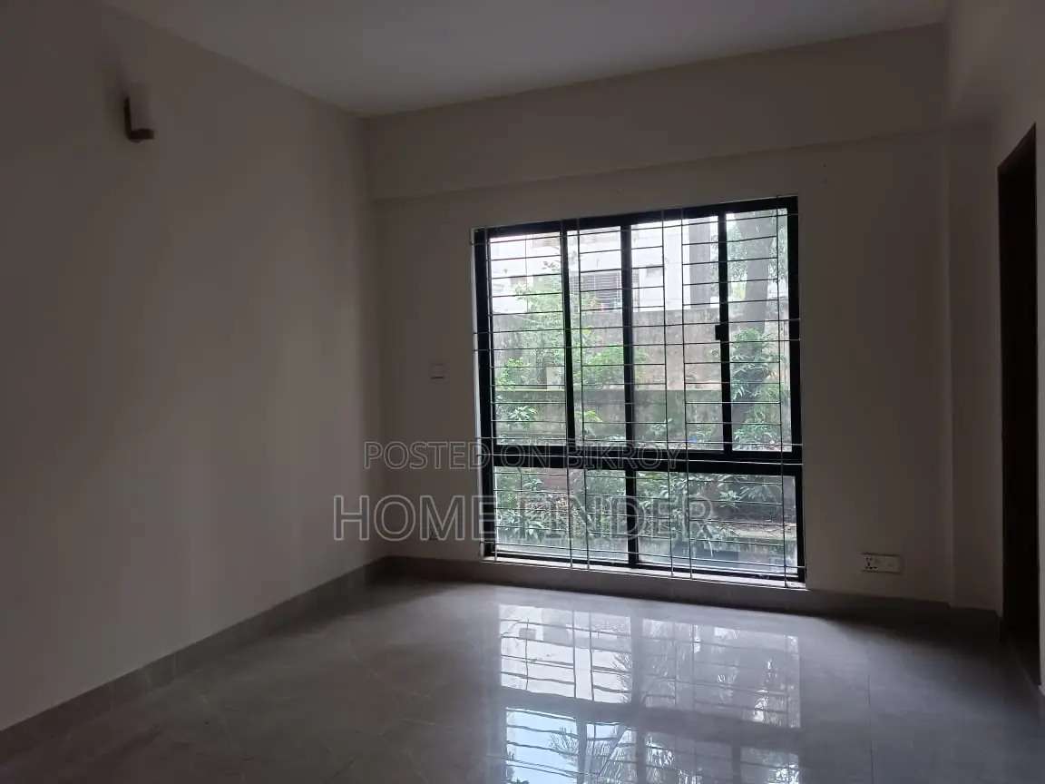 গুলশানে ২৯২০ বর্গফুটের (৪ বেড) অ্যাপার্টমেন্ট ভাড়া