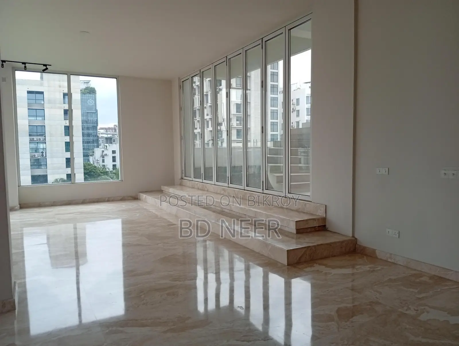 Nice Office Space 3000 Sqft For Rent in Gulshan-2