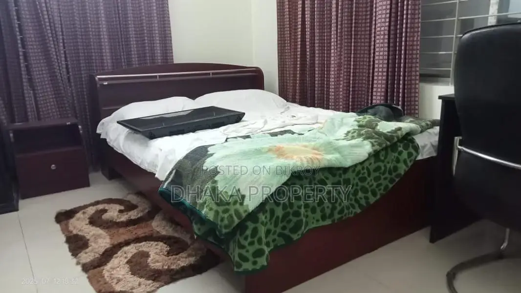 4Bed Full Furnish Apartment Rent in Gulshan Area