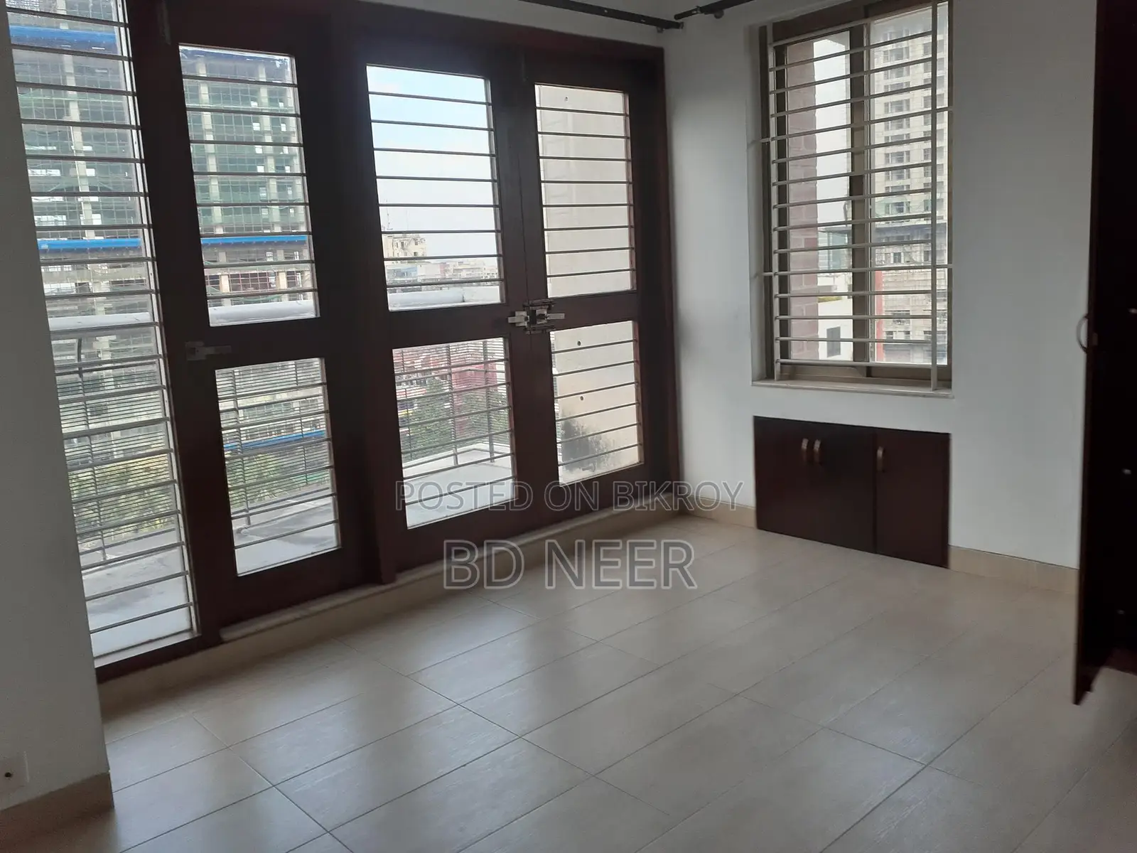 4-Bed Semi Furnished Flat Rent in Gulshan-2