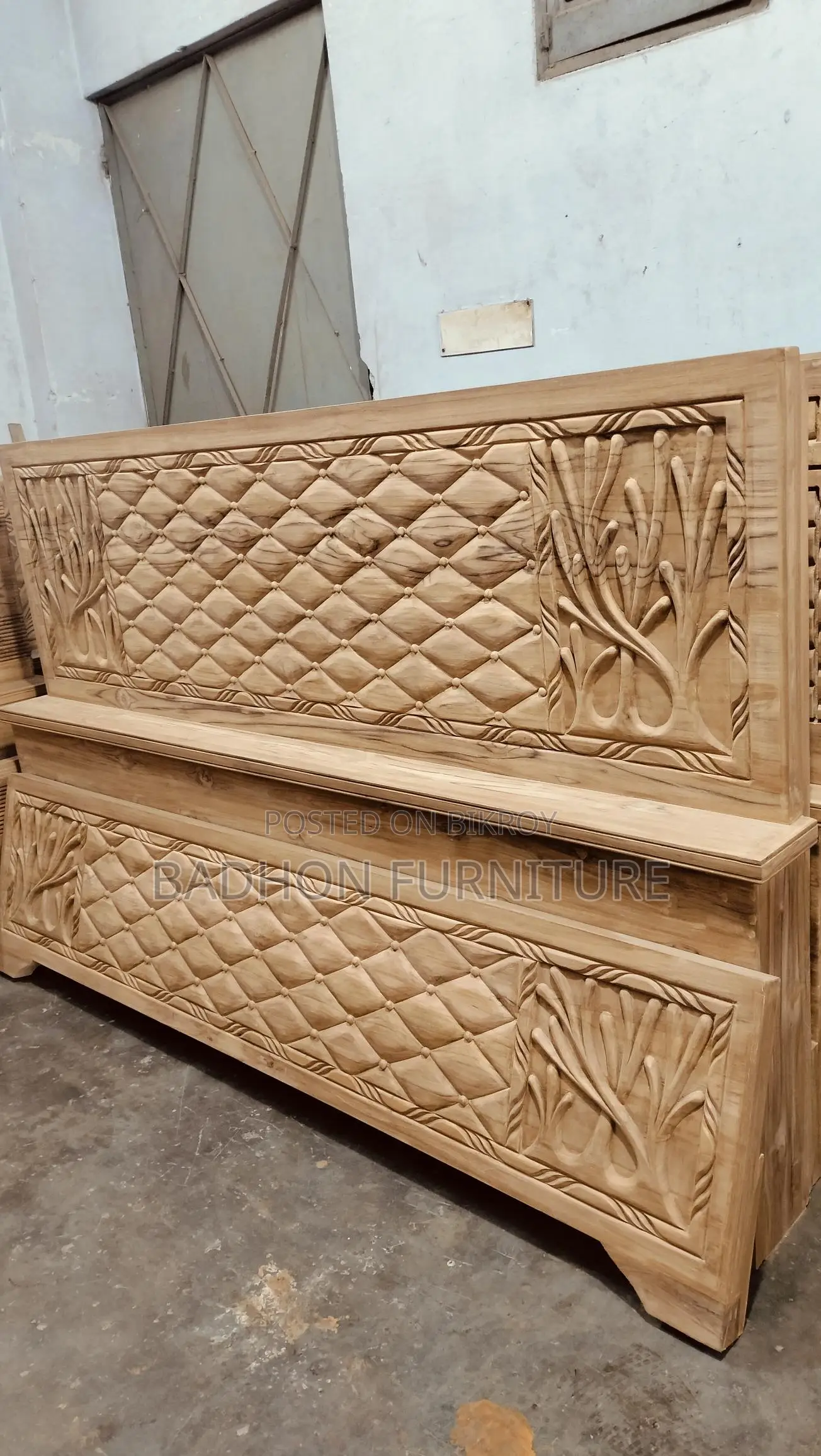 This Chittagong teak bed will be sold